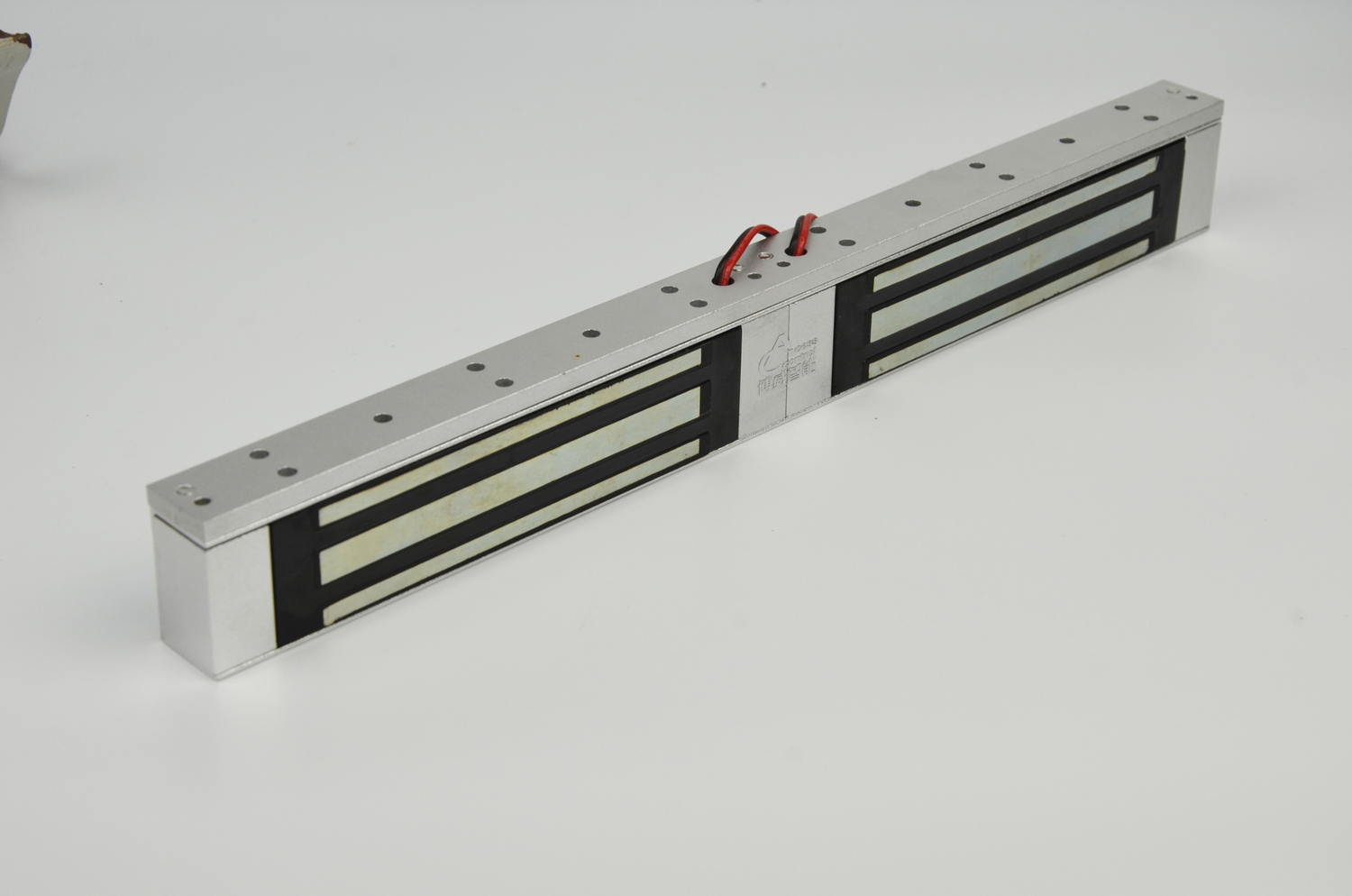 博威智能双门电磁锁s182